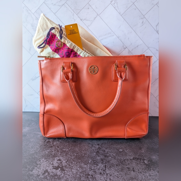 Tory Burch Robinson Double-Zip Tote